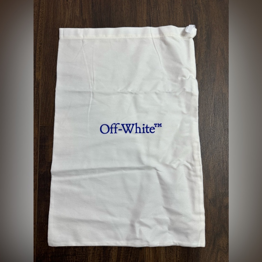 11.5x17” Off-White Dust Bag